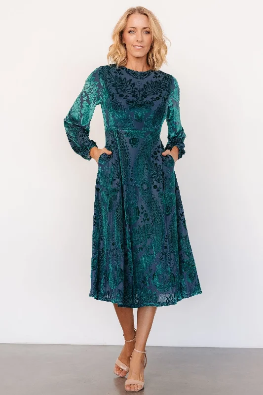 Urban Style Lorielle Velvet Midi Dress | Emerald Print