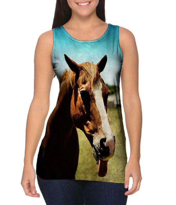 Round neck design Funny Tongue Horse