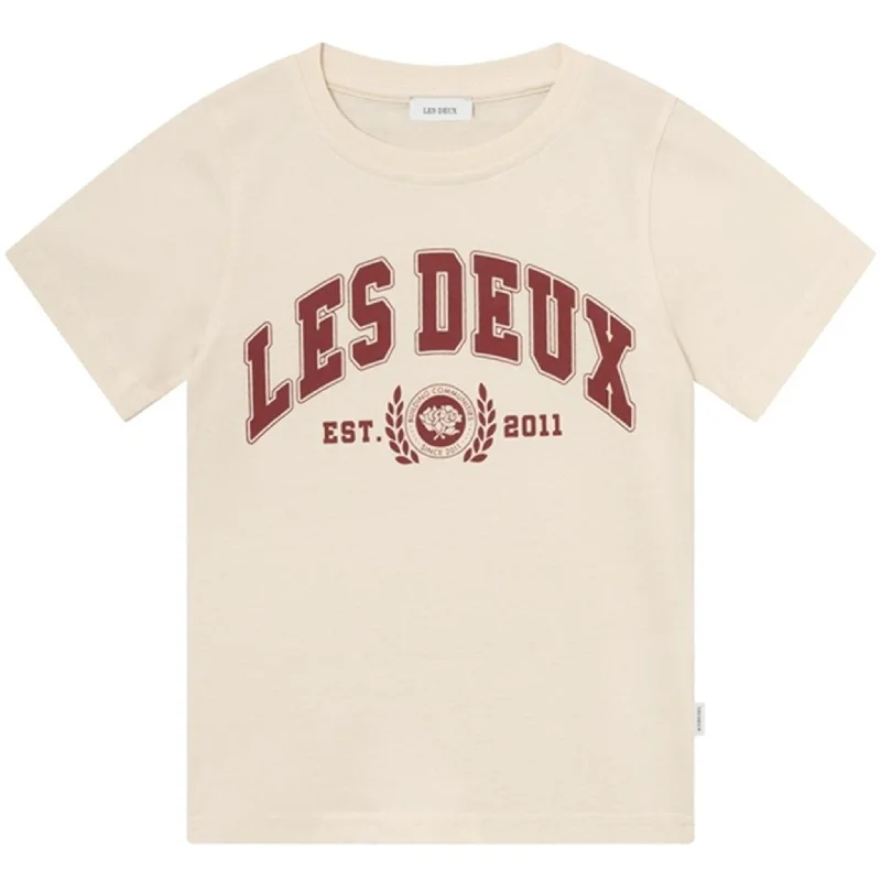 British Style Sports And Leisure Les Deux Kids Light Ivory/Burnt Red University T-Shirt British Style Sports And Leisure Les Deux Kids Light Ivory/Burnt Red University T-Shirt