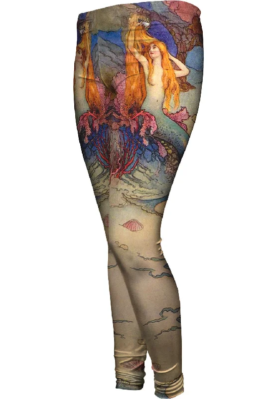 Tropical Style High Street Style Warwick Goble - "Mermaid Combing Hair"