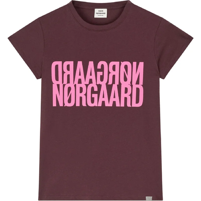 Personalized Clothing Feminine Charm Mads Nørgaard Sassafras Single Organic Tuvina T-shirt Personalized Clothing Feminine Charm Mads Nørgaard Sassafras Single Organic Tuvina T-shirt