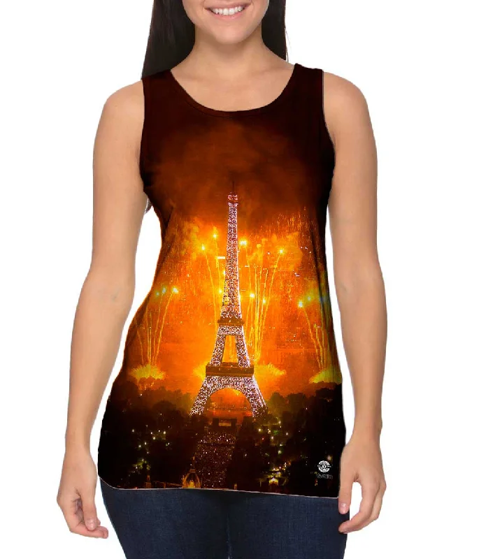 Short skirt design Fireworks Lighting Up Eiffel Tower