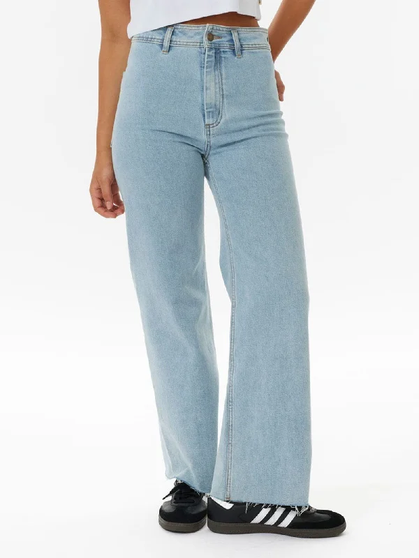 Elegant Design Avant-garde Design Holiday Jeans