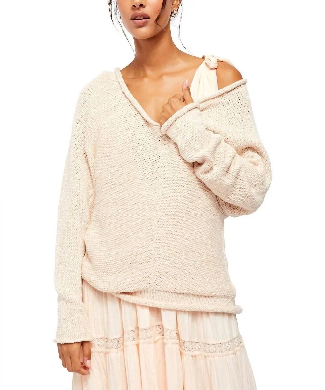 Ultra-lightweight Chamoix Bright Lights V-Neck Sweater In Beige