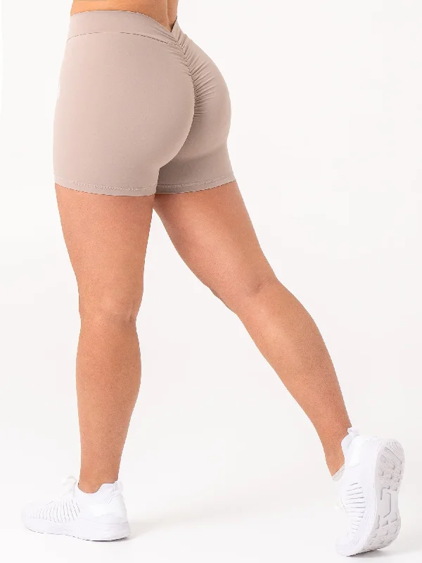 Sports fitness shoes NKD V Scrunch Shorts - Taupe