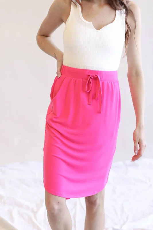 Multifunctional Style Slim Fit Tulip Hem Skirt With Side Pockets In Fuchsia