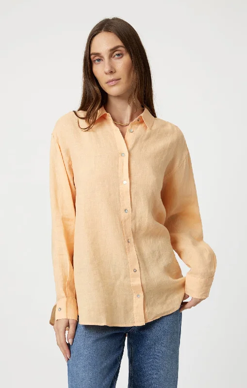 Modern Tailoring Celebrity Style LINEN BUTTON-UP SHIRT IN CARAMEL CREAM