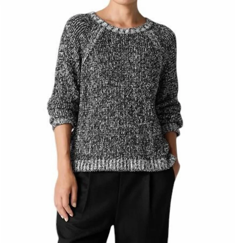 Minimal Style Crew Neck Raglan Sleeve Sweater In Black