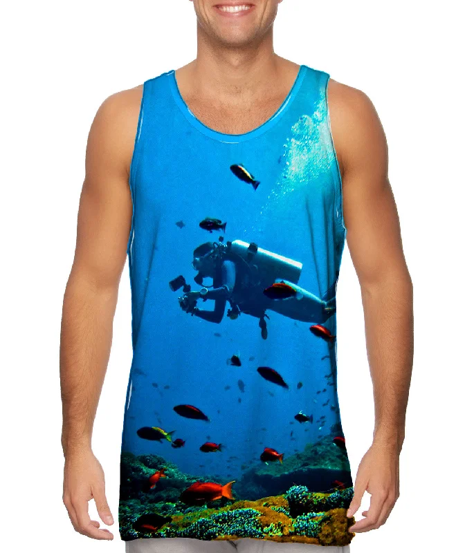 Lively And Youthful Youthful Diver 001