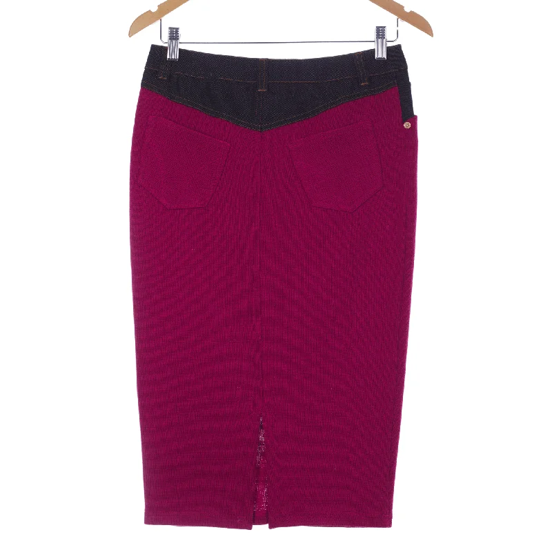 Exclusive Customization Retro Fashion Dolce & Gabbana Skirt Wool Panel with Denim Cerise Detail IT 40 UK Size 8 Exclusive Customization Retro Fashion Dolce & Gabbana Skirt Wool Panel with Denim Cerise Detail IT 40 UK Size 8