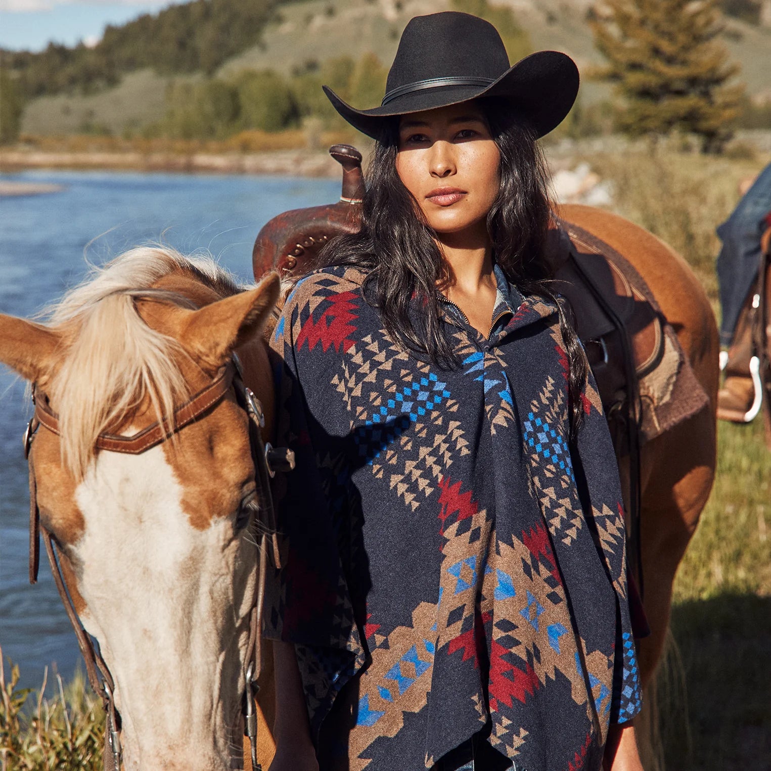 Celebrity Must-have Slightly Flared Design Stetson Women's Hooded Serape Blanket Wrap in Blue
