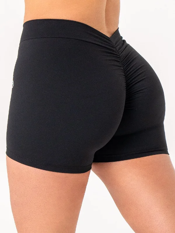 Street Show-off Style NKD V Scrunch Shorts - Black