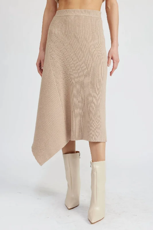 Classic style Elaine Ribbed Maxi Skirt In Taupe