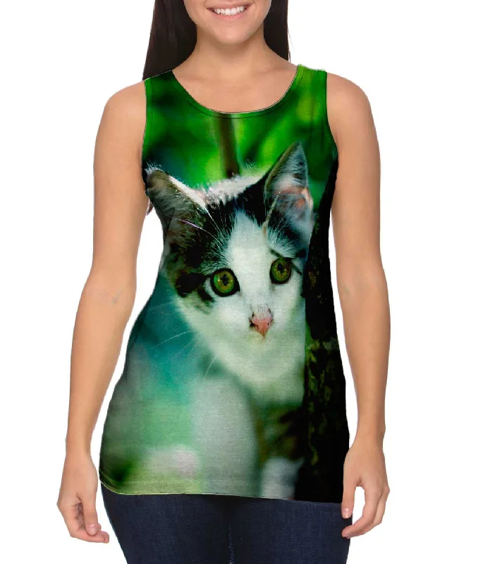Floral Prints Elegant And Noble Globe Trek Kitten