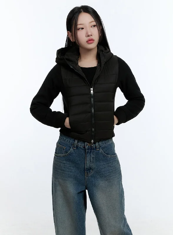 Fresh And Capable Sports And Leisure Slim-Fit Hooded Puffer Vest CD424