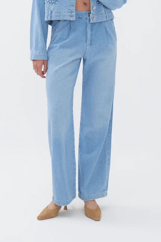 Trendy And Casual Pleated Wide Leg Jeans