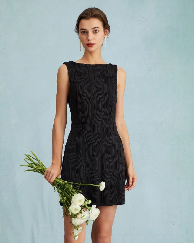 European Plan The Solid Water Ripple Textured Sleeveless Mini Dress