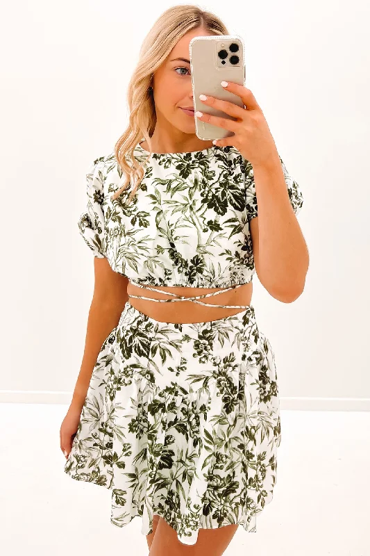 Urban Style Celebrity Style Jaelynn Mini Dress Green Floral