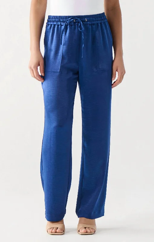Personalized Outfit Trendy And Casual Ocean Breeze Trousers In Cobalt Blue